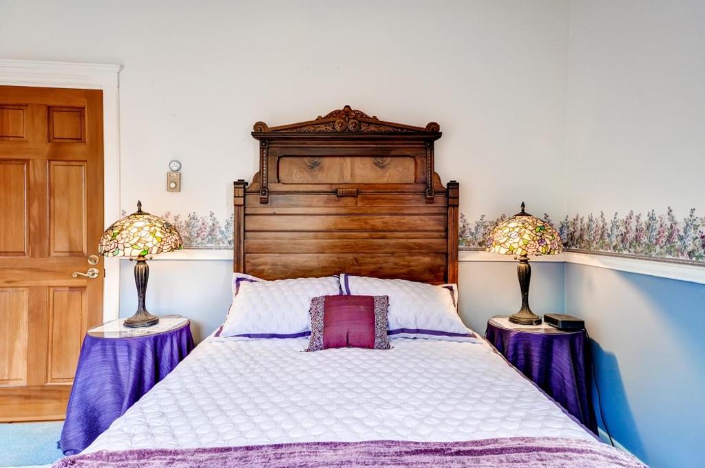 Astoria Painted Lady Historic Apt With River View! Bagian luar foto