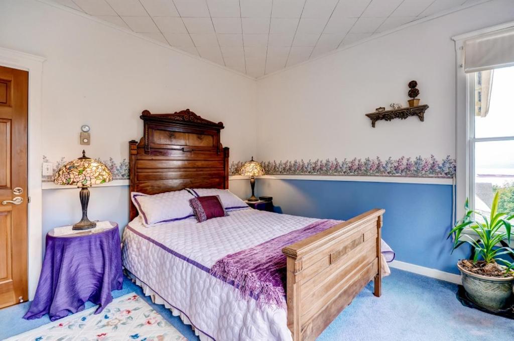 Astoria Painted Lady Historic Apt With River View! Bagian luar foto